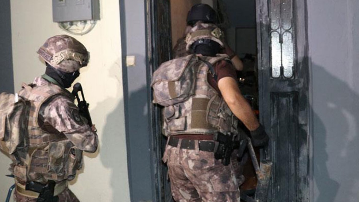 Adana'da Terör Operasyonu: 17 Gözaltı