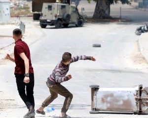 İsrail ordusu Cenin kenti baskınında bir Filistinliyi öldürdü