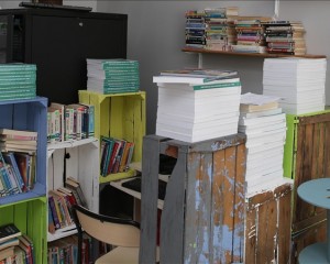 Tokat'ta atıl malzemelerden liseye kütüphane oluşturuldu