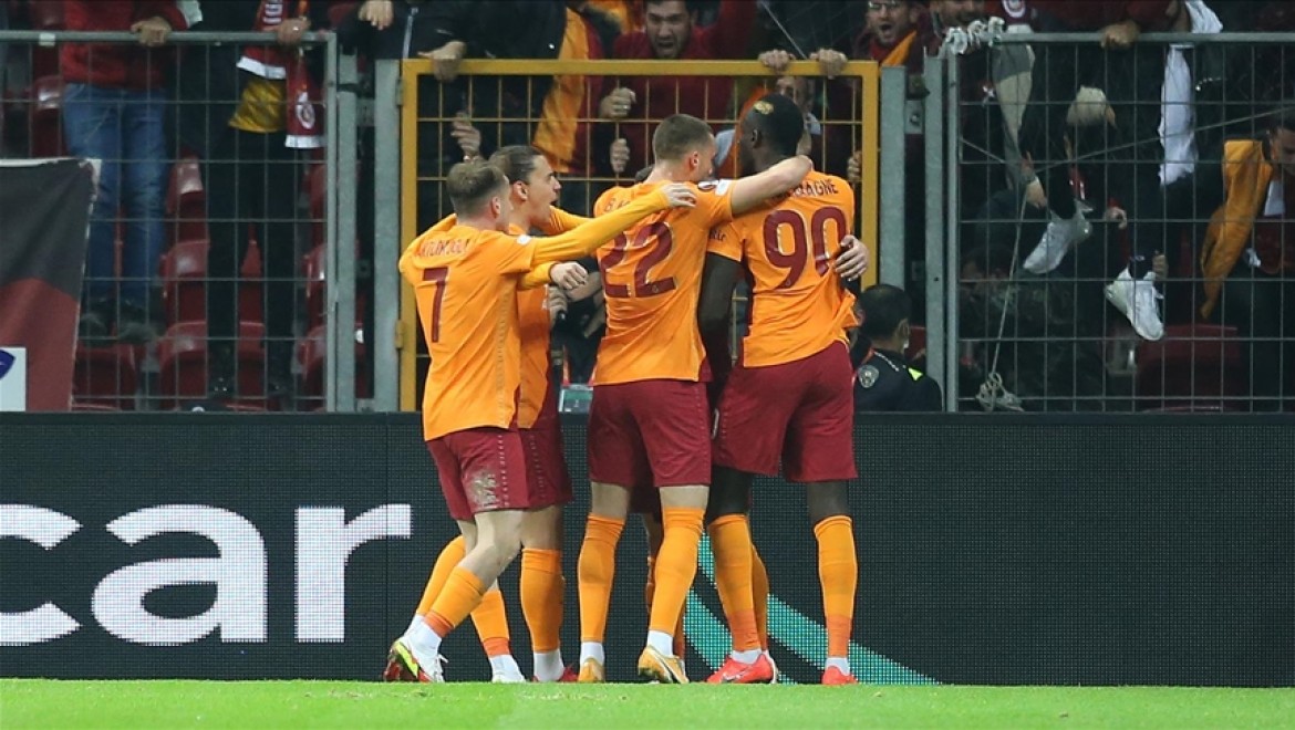 Galatasaray UEFA Avrupa Ligi'nde yarın grup birinciliği için sahaya çıkacak