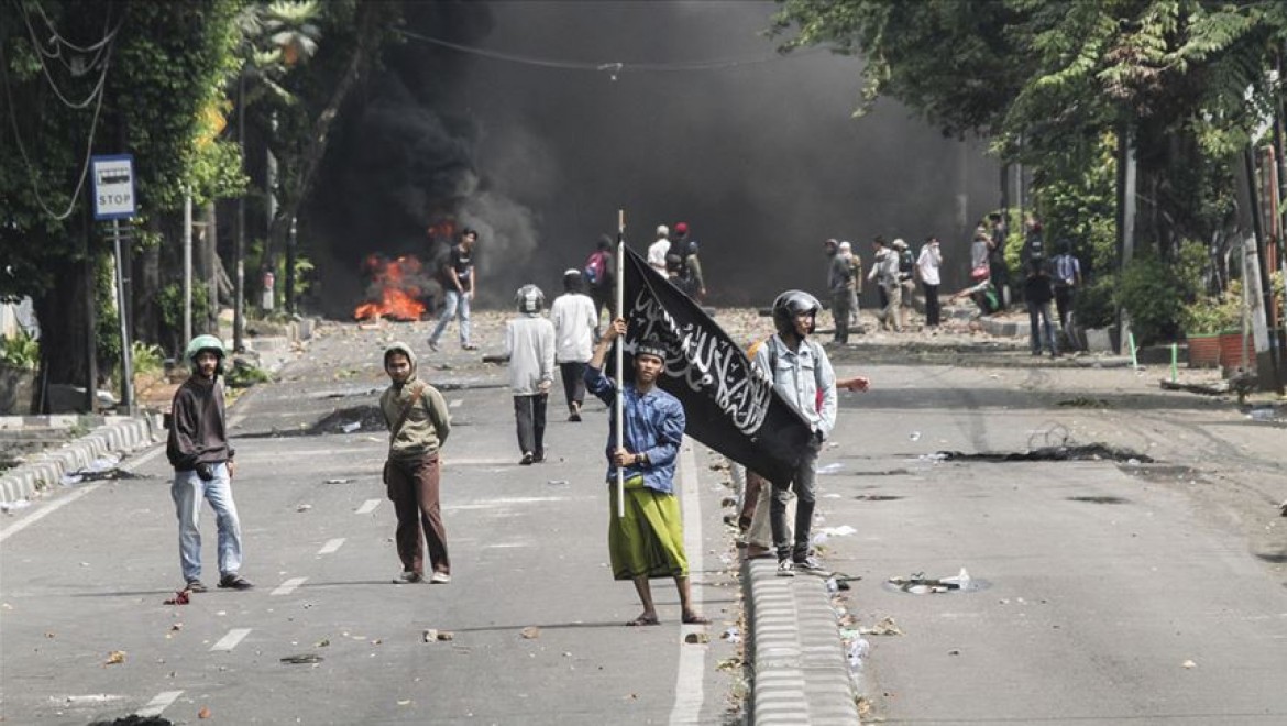 Endonezya'da seçim sonucu protestolarında ölü sayısı 8'e yükseldi