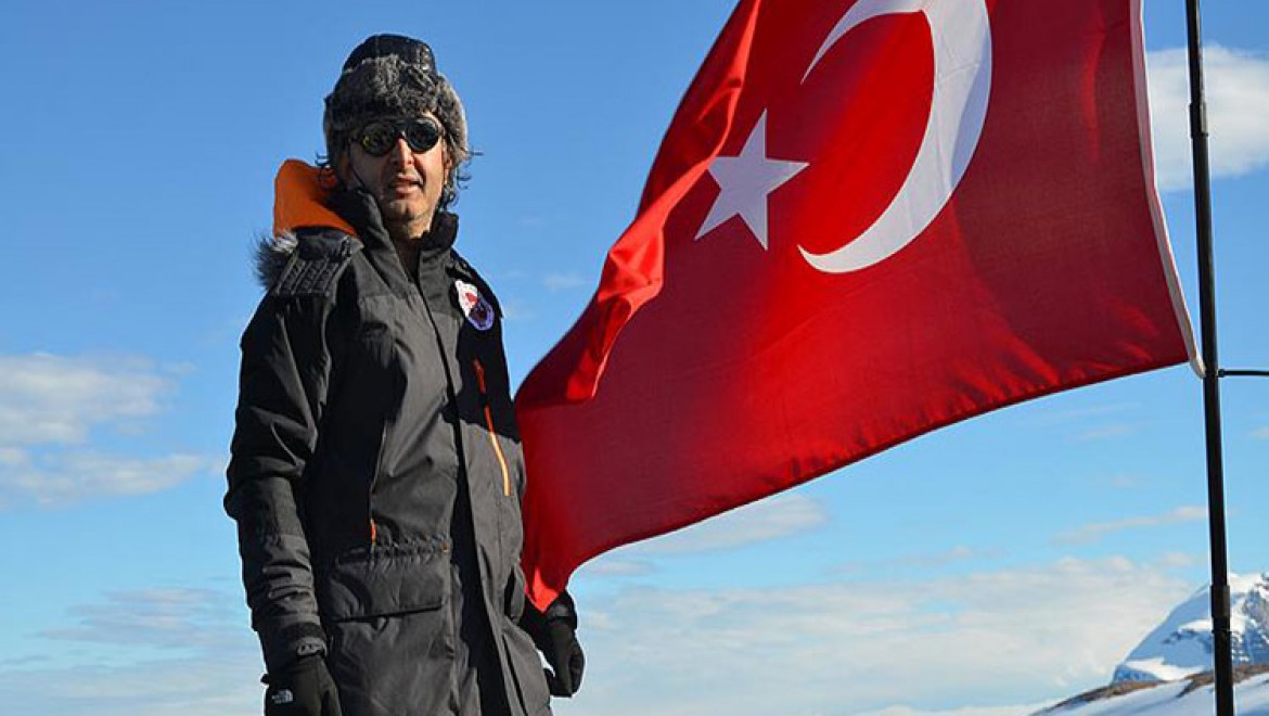 Türkiye Dağcılık Federasyonu Başkanı Doç. Dr. Başar: Dünyanın kara kutusu o buzullarda gizli