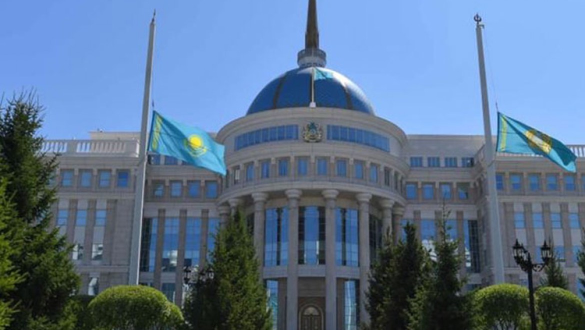 Kazakistan, Azerbaycan ve Ermenistan'ı müzakereleri başlatmaya çağırdı