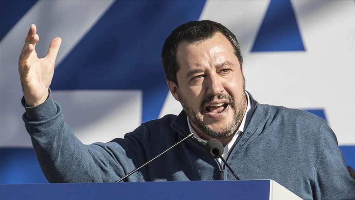 Salvini: Başbakan Conte'ye 'güvensizlik oyu' vereceğiz