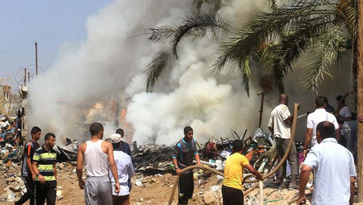 Gazze'de Patlama: 2 Ölü