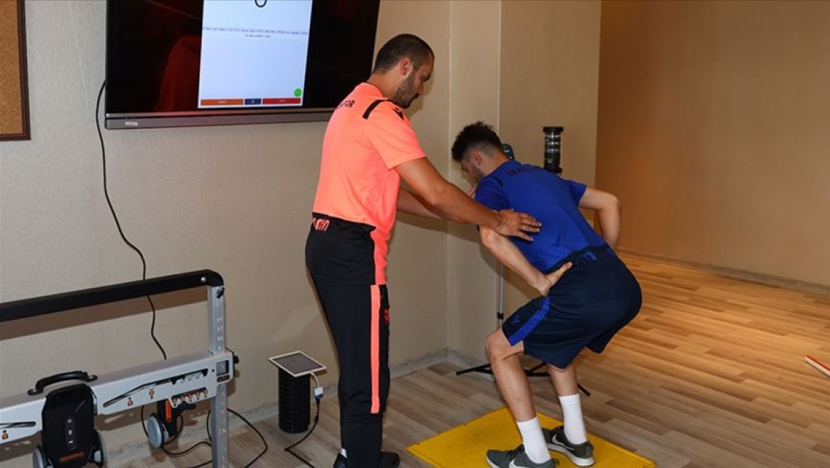 Trabzonspor'da oyuncuların sağlık kontrolleri sürüyor