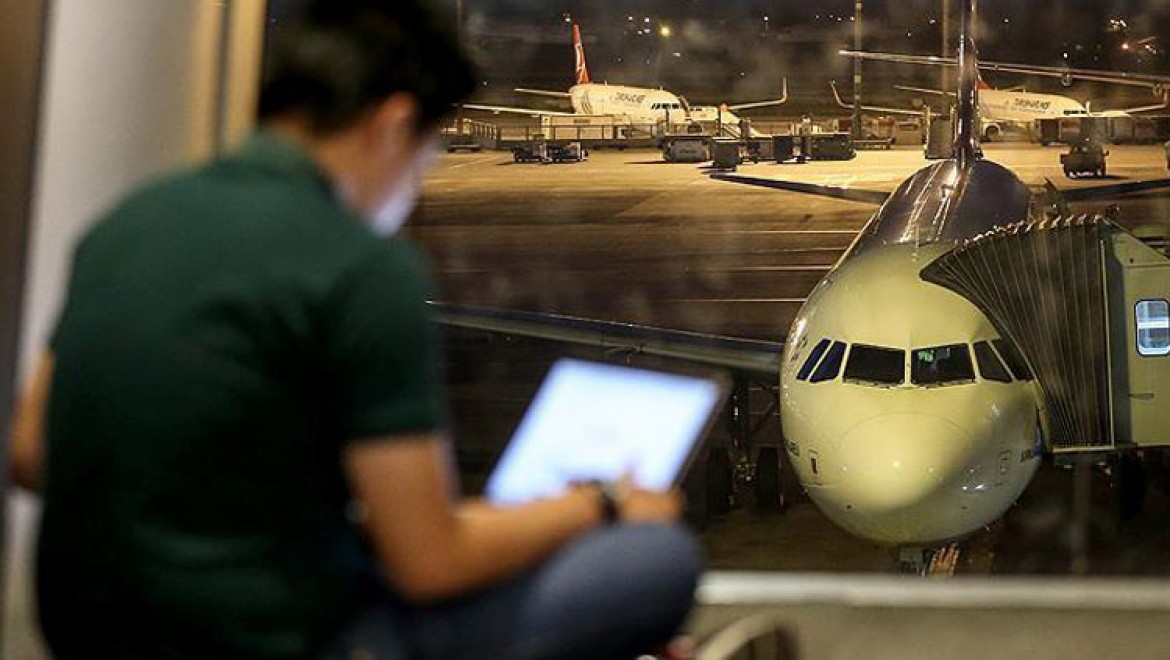 İngiltere uçuşlarında elektronik cihaz yasağı kalkıyor