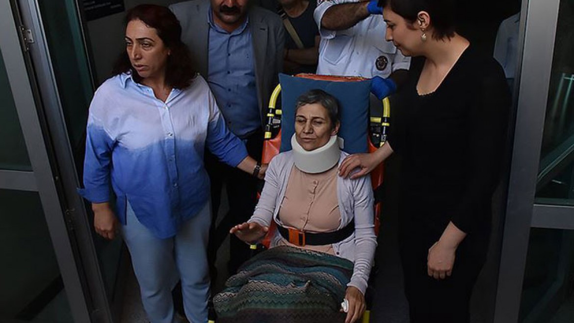 HDP'li milletvekilleri 'açlık grevi'ni sonlandırdı