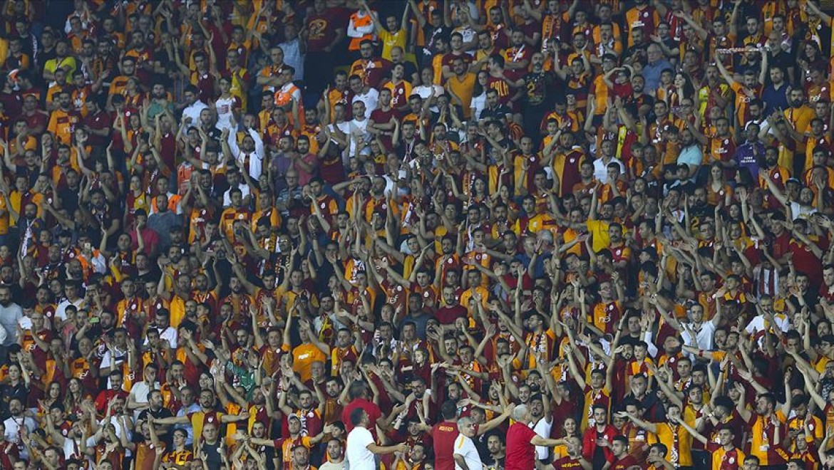 Galatasaray Passolig'de 1 milyon taraftara yaklaştı