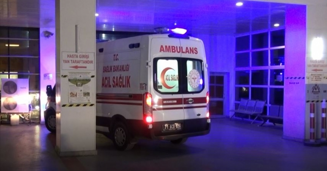Kırıkkale'de aynı aileden 14 kişi zehirlenme şüphesiyle hastaneye kaldırıldı