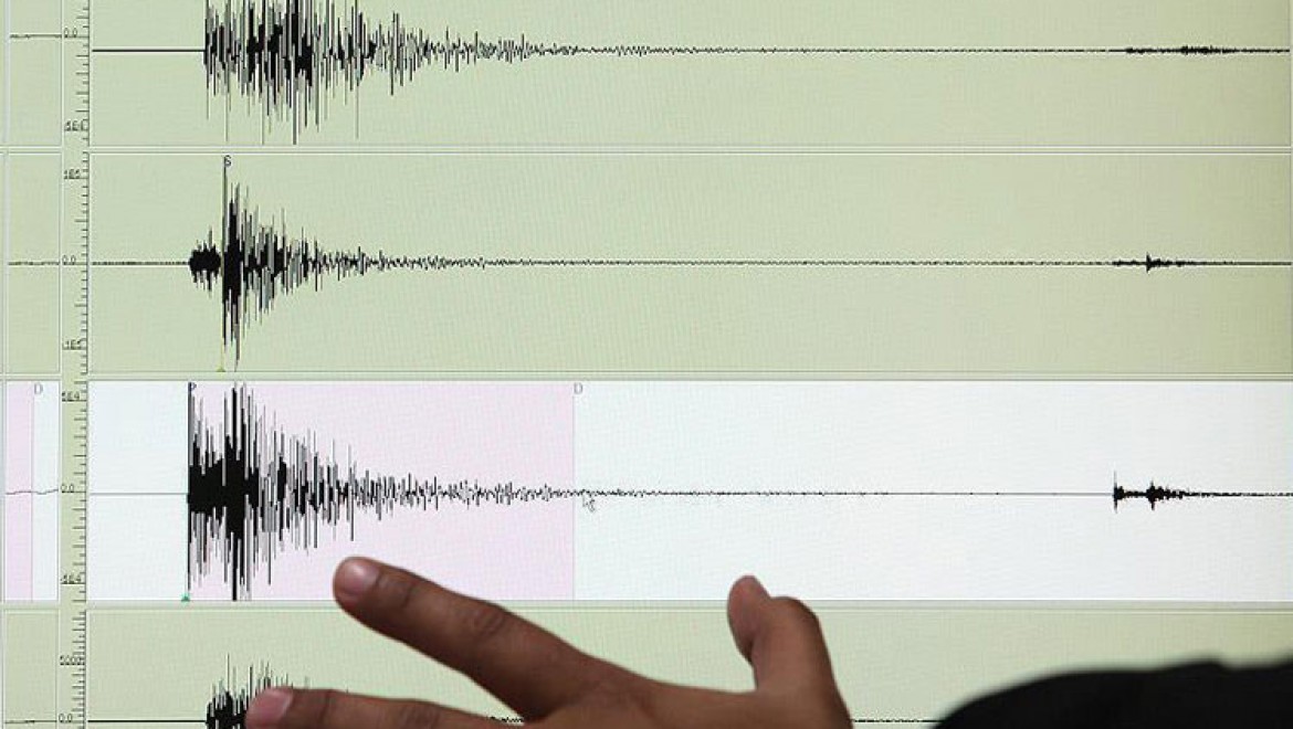 Çanakkale ikinci kez sallandı: 5,3 büyüklüğünde deprem meydana geldi