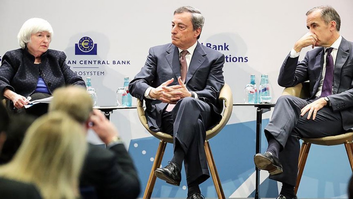 Merkez bankası başkanları Frankfurt'ta bir araya geldi