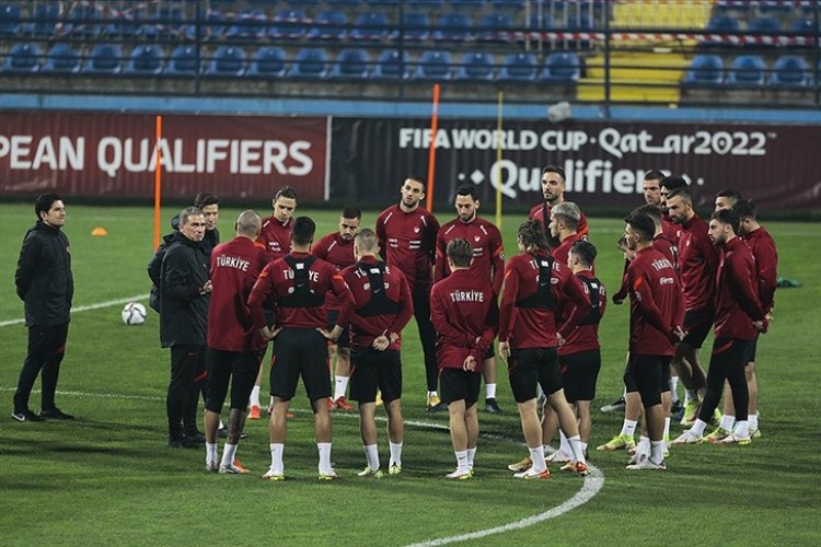 Türkiye'nin FIFA Dünya Kupası play-off'taki rakibi yarın belli oluyor