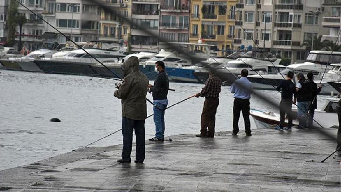 Balıkçılar özledikleri İstanbul Boğazı'na tekrar kavuştu
