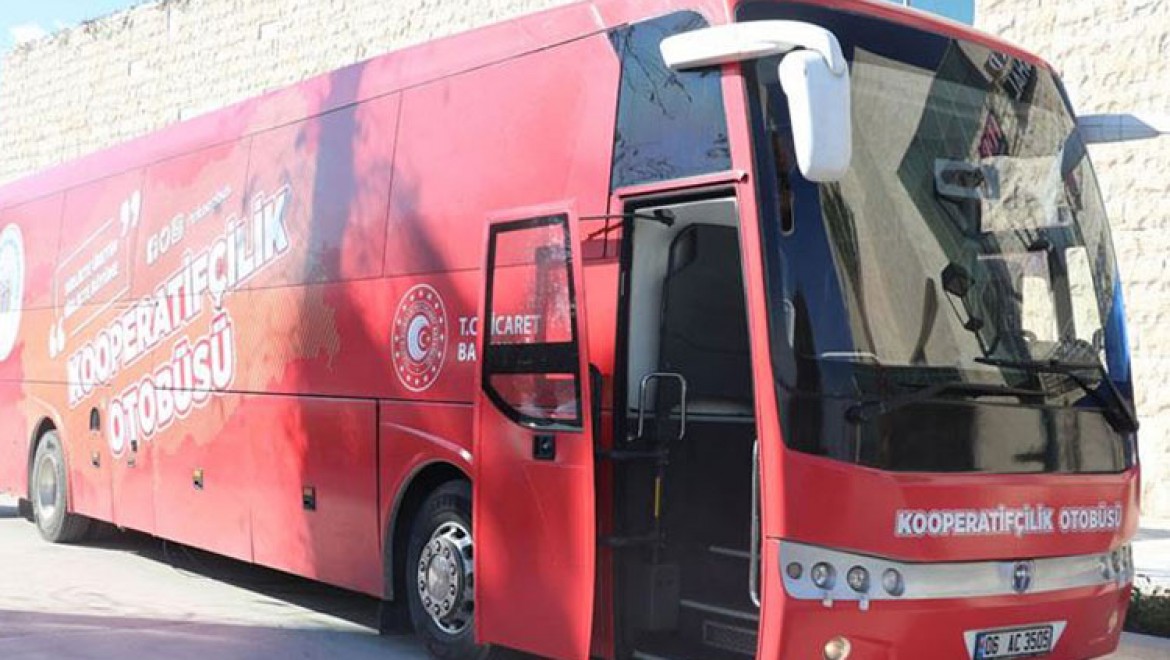 'Kırmızı otobüs' kooperatifçiliği anlatmak için yollarda