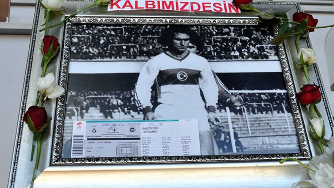 Fenerbahçe'nin unutulmaz isimlerinden Selçuk Yula anılıyor