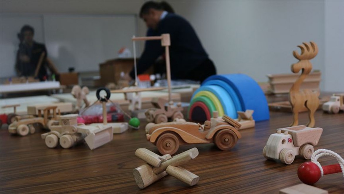MEB okulları oyuncak sektörüne seri üretim için hazır