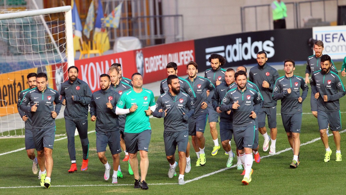 Türkiye FIFA sıralamasındaki yerini korudu