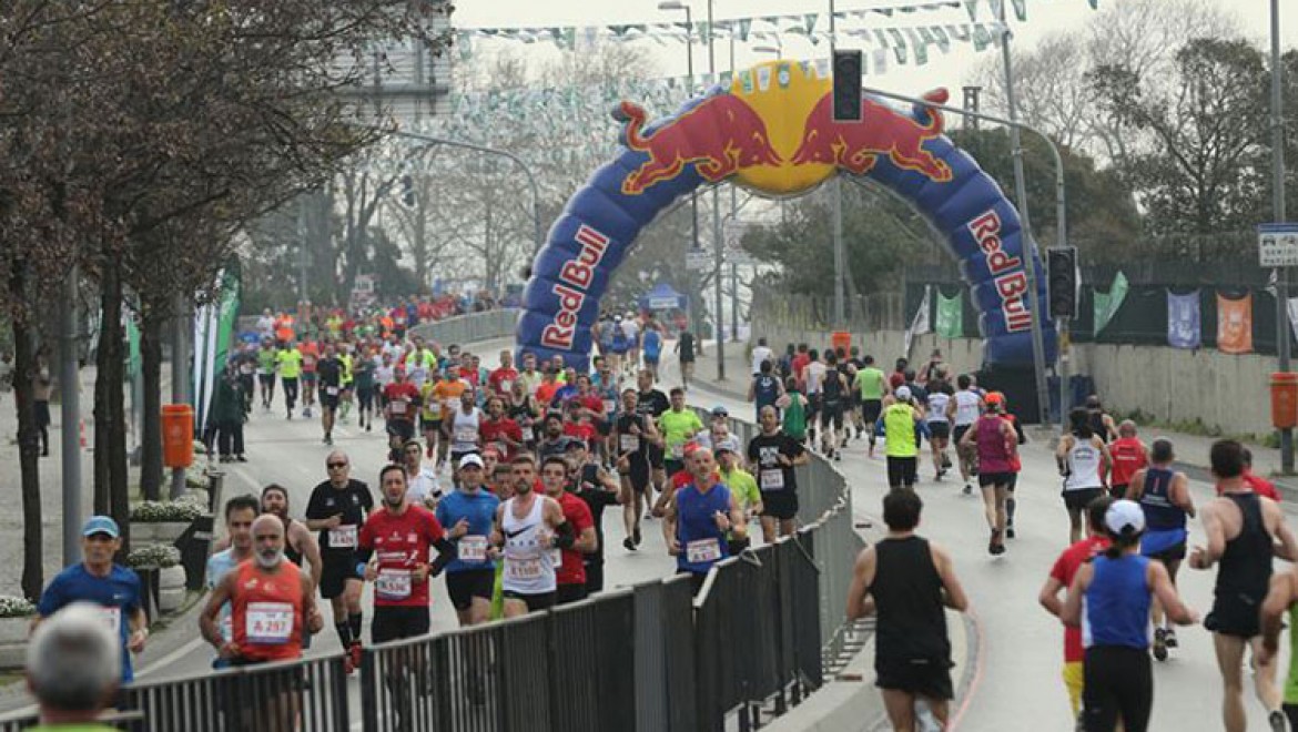 Vodafone İstanbul Yarı Maratonu nedeniyle bazı yollar trafiğe kapatılacak