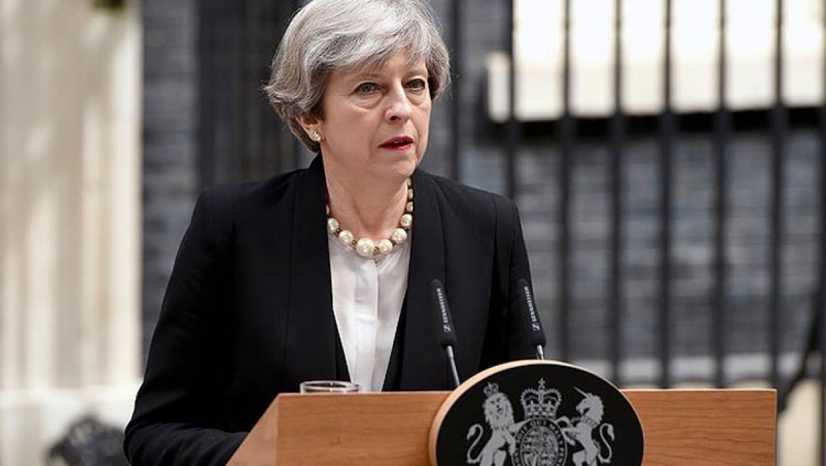 İngiltere Başbakanı May, Trump ile 'istihbarat' krizini görüşecek
