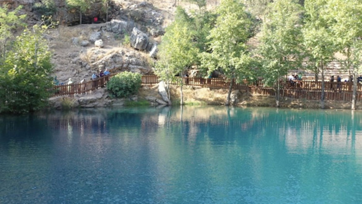 Kahramanmaraş'ın "gizemli gölü" turizme katkı sağlıyor