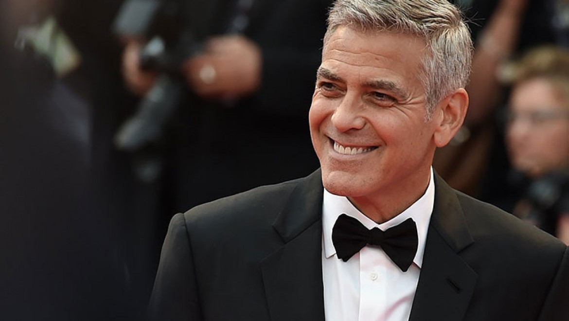 George Clooney Trafik Kazası Geçirdi
