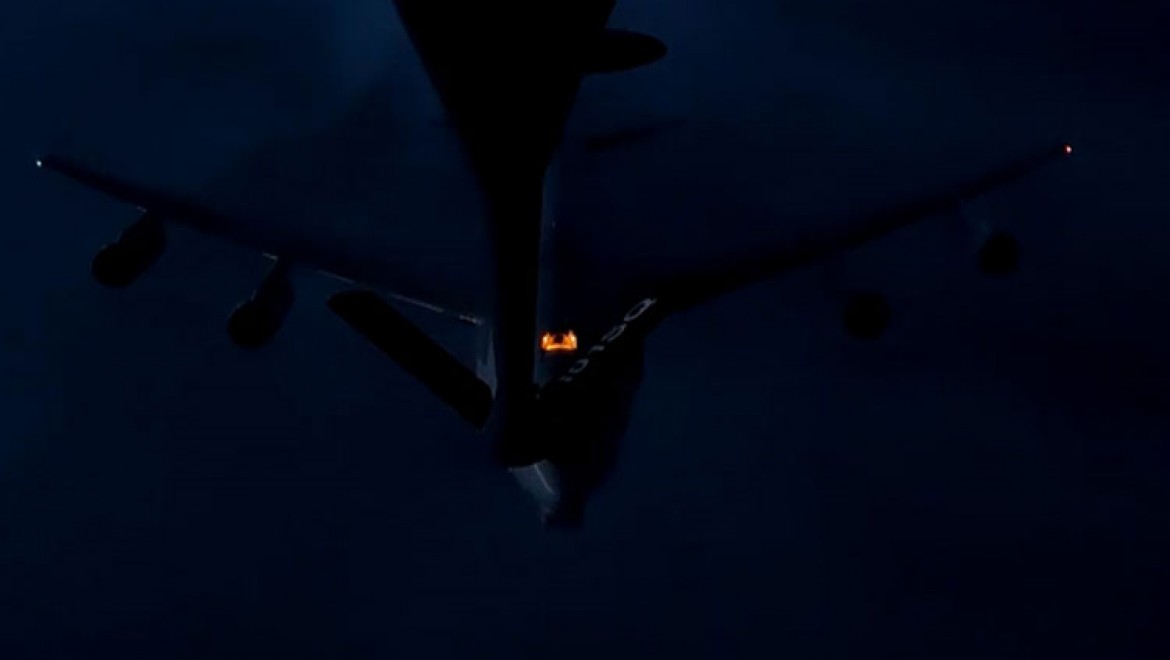 Türk Hava Kuvvetleri, NATO uçağına ilk kez gece görevinde havada yakıt ikmali yaptı