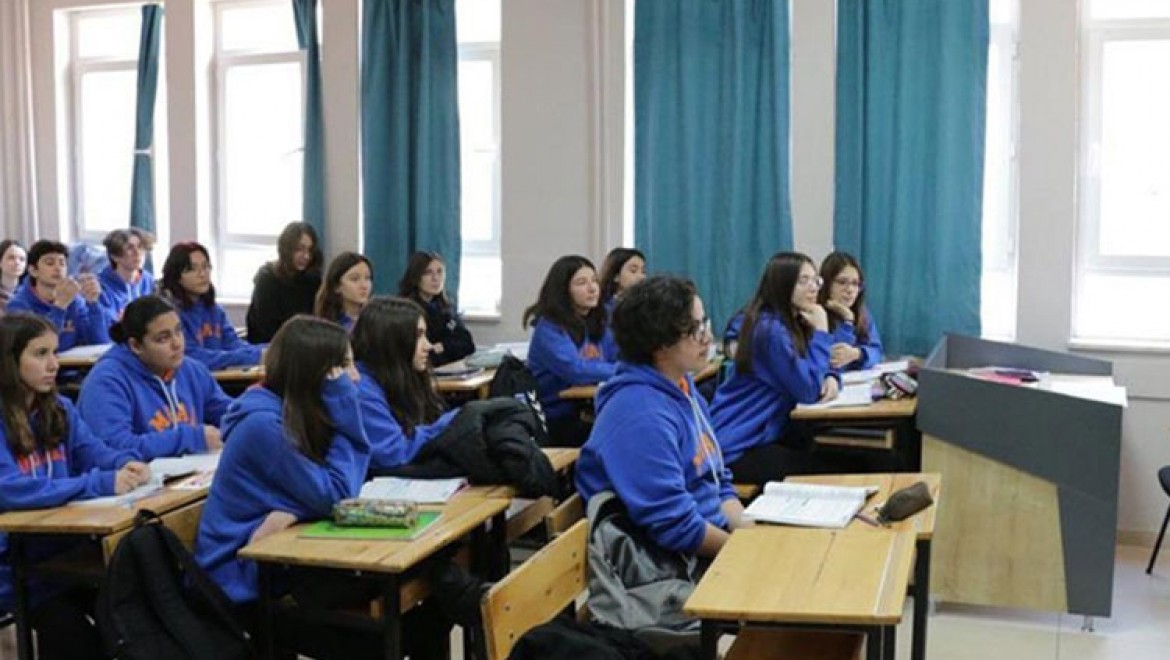 Muğla'da 4 bin 174 afetzede öğrenci okullara yerleştirildi