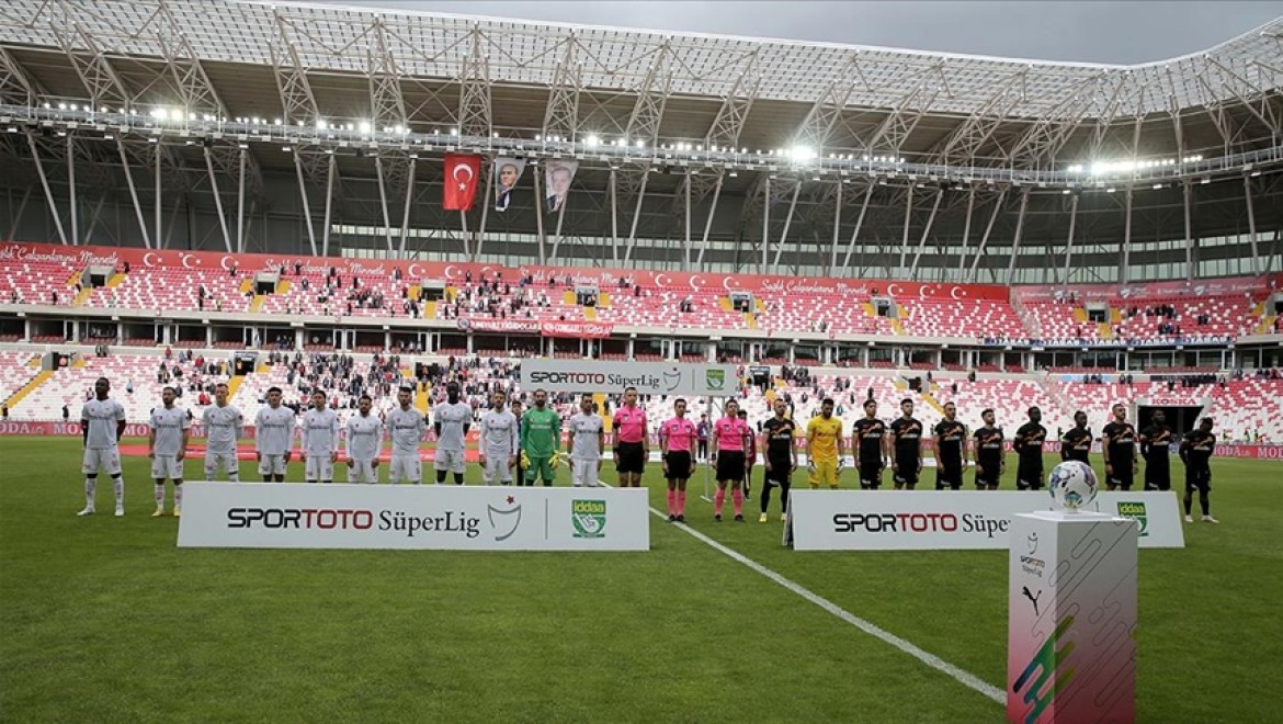 Sivasspor ve Kayserispor sezonun son maçında 1-1 berabere kaldı