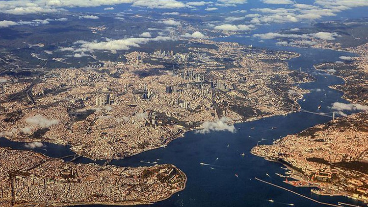 Yabancılar İstanbul'u mesken tuttu