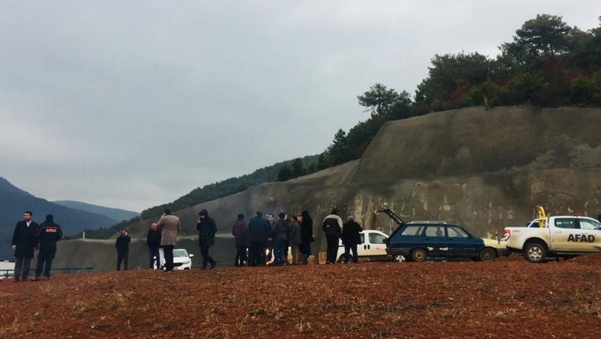 Uşak'ta baraj çatladı, 2 köyde evler boşaltılacak