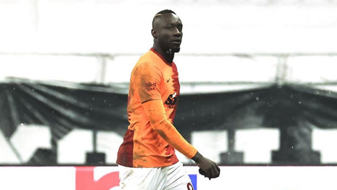 Galatasaraylı futbolcu Mbaye Diagne PFDK'ye sevk edildi