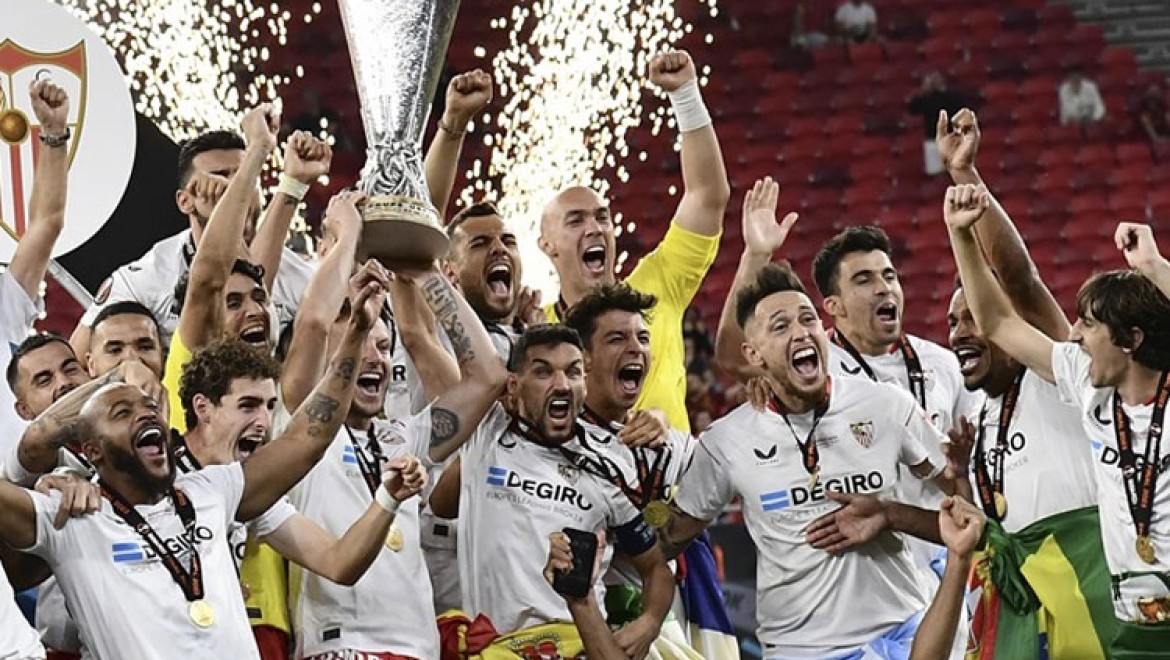 Sevilla, Avrupa Ligi'nde 7. kez şampiyonluğa ulaştı