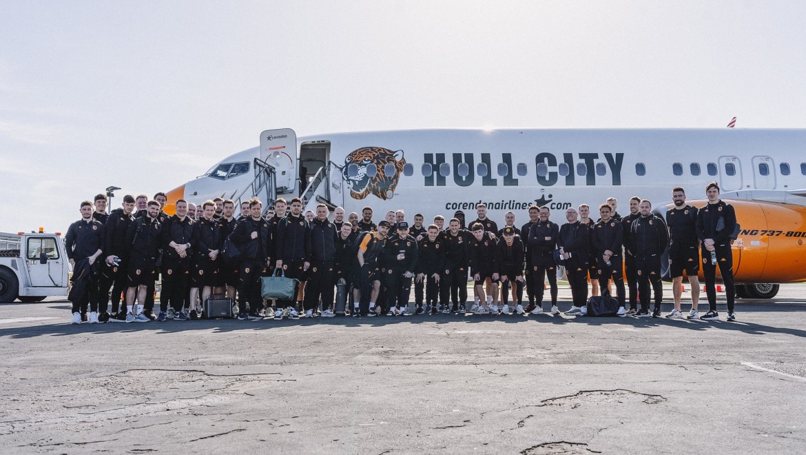 Hull City Corendon Uçağıyla Antalya Havalimanı'nda