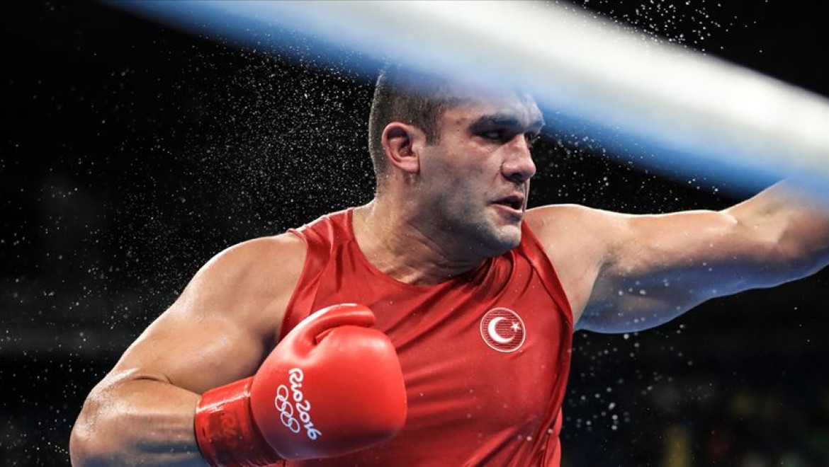 Türk boksörler Ukrayna'da ringe çıkacak