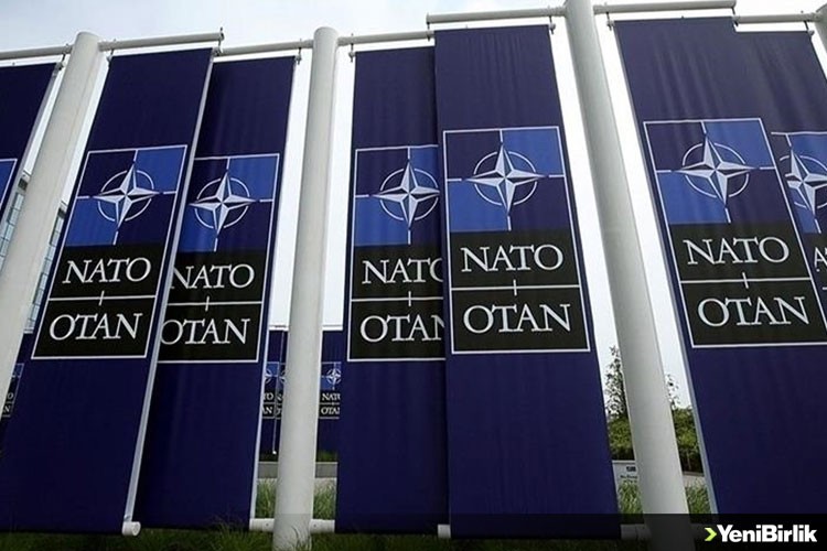 NATO Doğu Avrupa'ya ilave savaş uçağı ve savaş gemileri gönderiyor