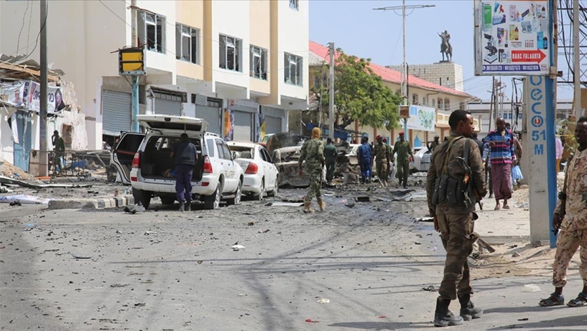 Somali'nin başkenti Mogadişu'da intihar saldırısı: 6 ölü