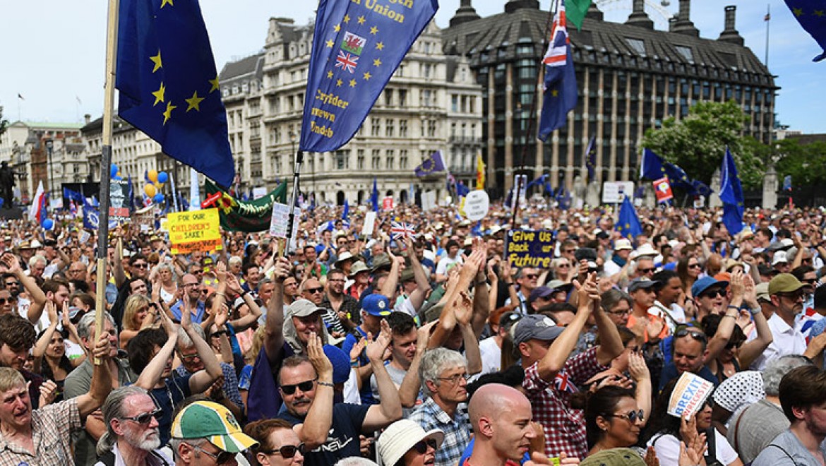 İkinci Yıl Dönümünde Brexit Protestosu