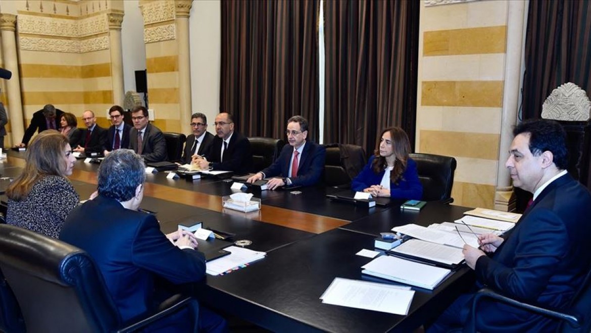 Lübnan hükümeti 'ekonomiyi kurtarma planı' için IMF ile görüşüyor
