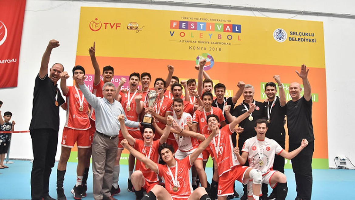 Ziraat Bankası Voleybol Kulübü Küçük Takımı Namağlup Türkiye Şampiyonu