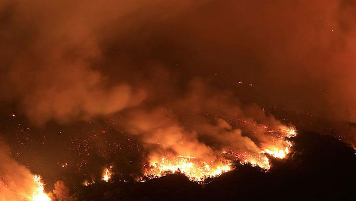 Kanada'daki orman yangını büyüyerek devam ediyor