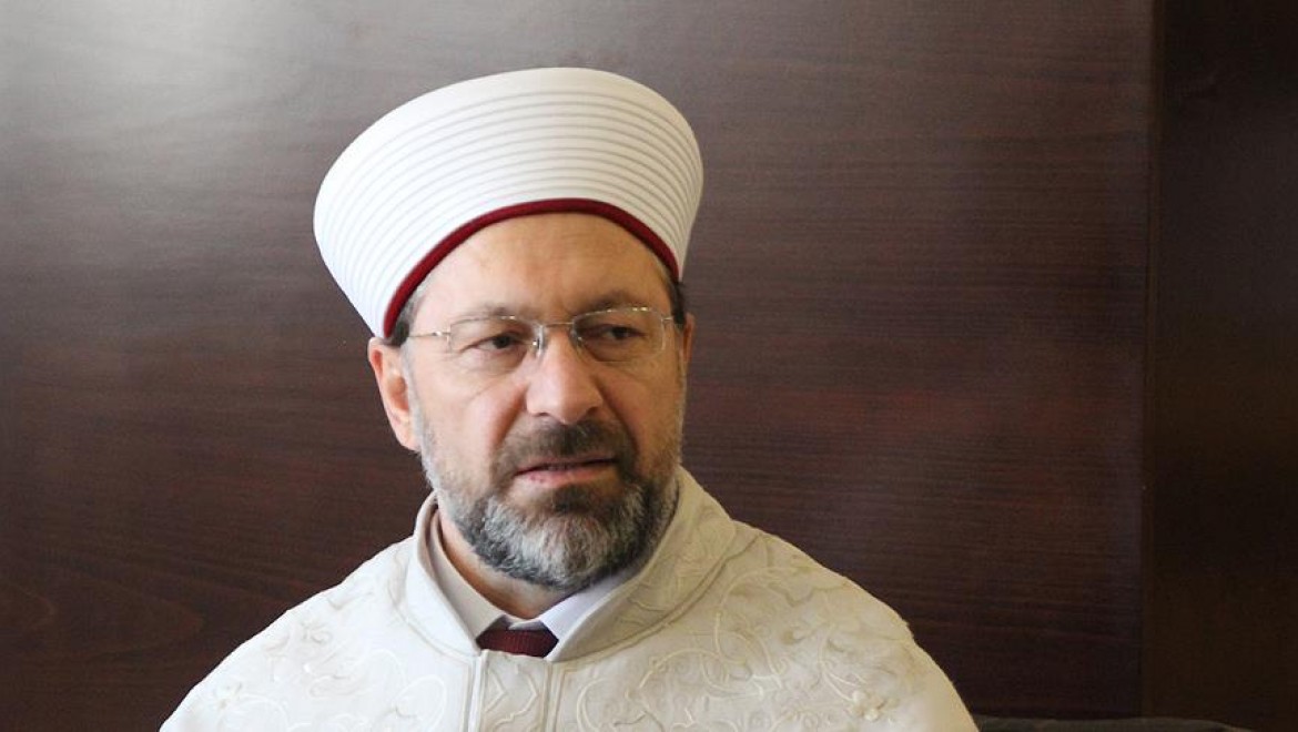 Diyanet İşleri Başkanı Erbaş: Sağlıklı din eğitimi verilmezse yanlış islam anlayışına kayılıyor