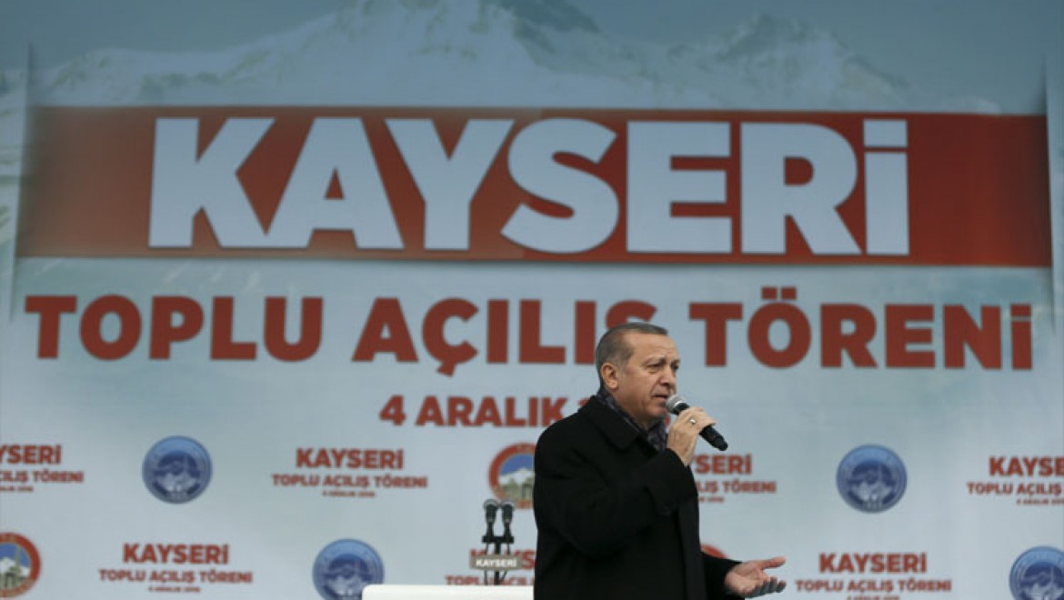 Erdoğan: Bizi esir aldıklarını sandılar ama benim milletim gereğini yaptı