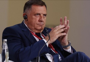 Bosnalı Sırp lider Dodik, Kosova'nın tanınmasına asla izin vermeyeceğini söyledi