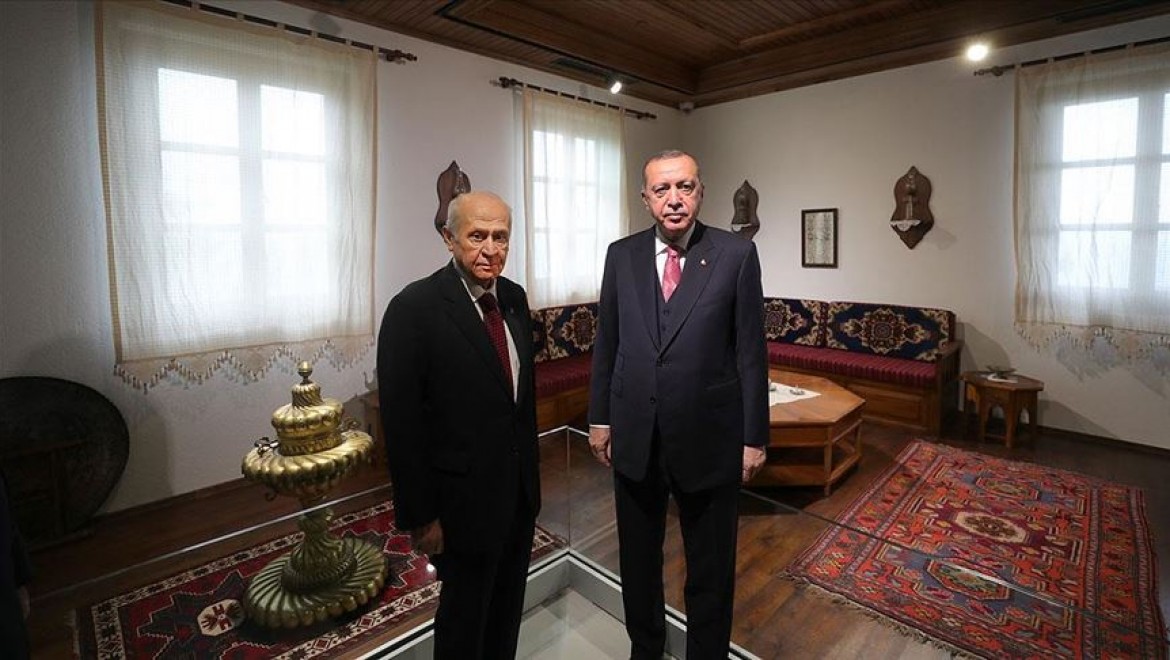 Cumhurbaşkanı Erdoğan ve Devlet Bahçeli Demokrasi ve Özgürlükler Adası'nı gezdi