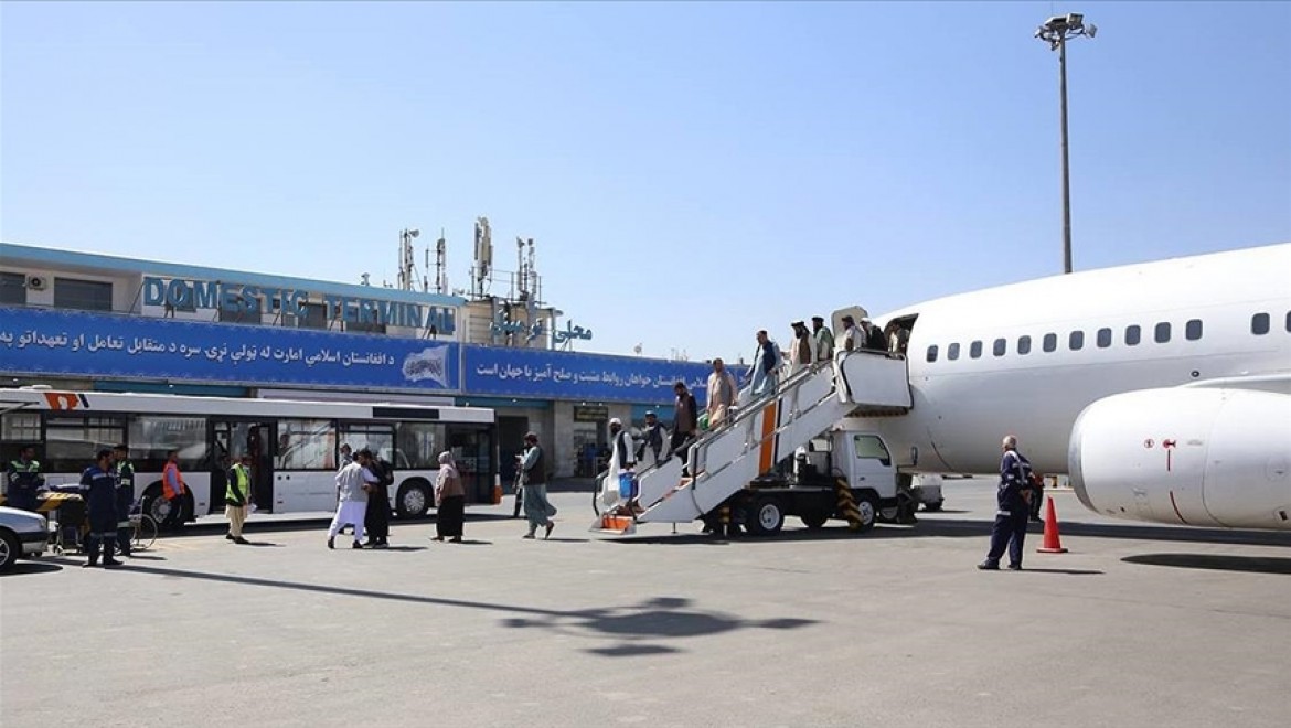 Taliban: Kabil havalimanı uluslararası uçuşlara hazır