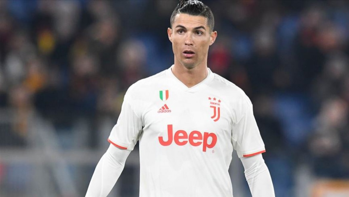 Cristiano Ronaldo'nun Kovid-19 testi için 'saçmalık' ifadesini kullanması tepki çekti