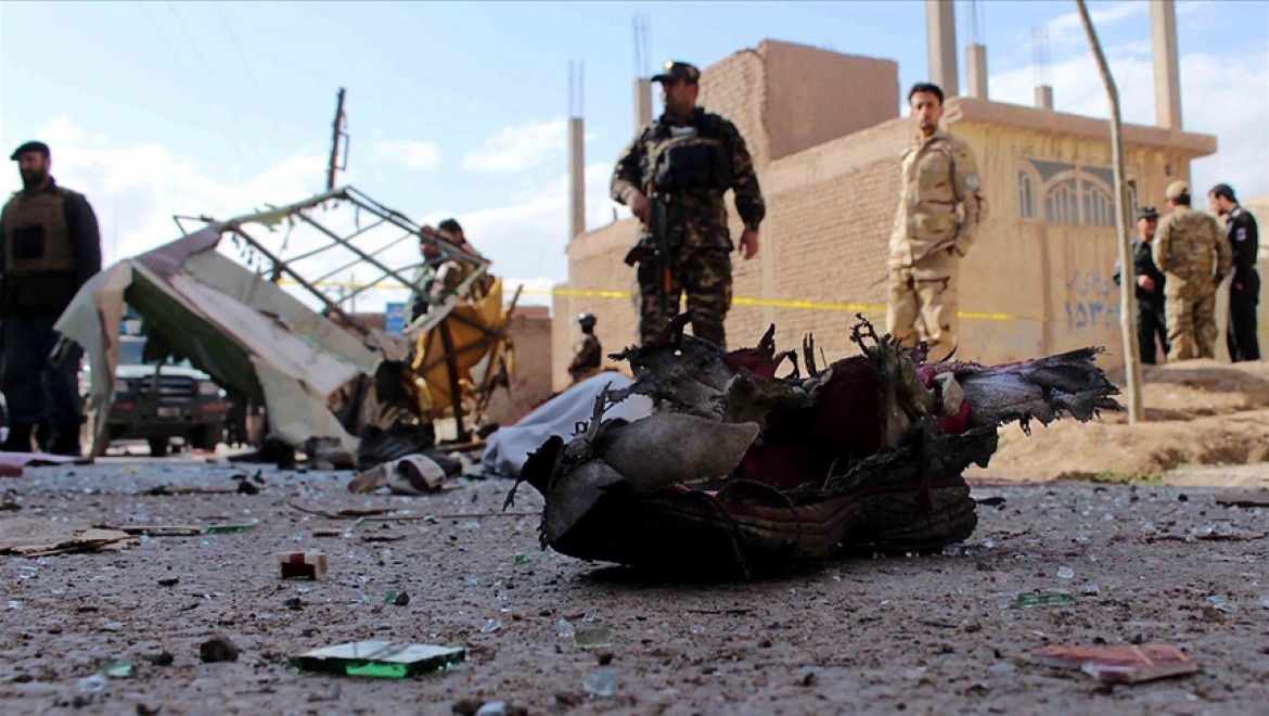 Afganistan'da bombalı araç saldırısı: 23 ölü