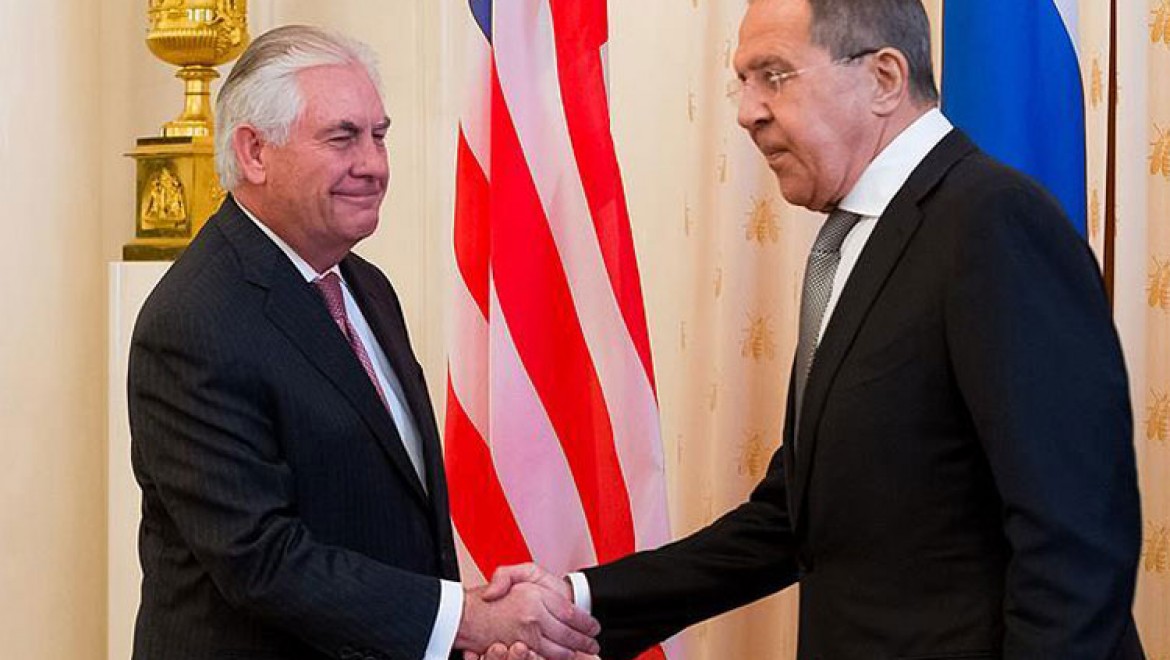 ABD'li Bakan Tillerson Rus mevkidaşı Lavrov'la görüştü