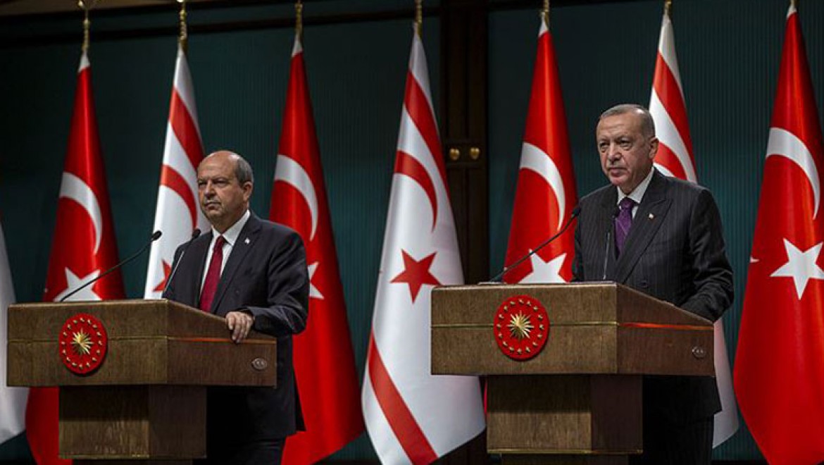 Cumhurbaşkanı Erdoğan'dan KKTC Cumhurbaşkanı seçilen Ersin Tatar'a tebrik
